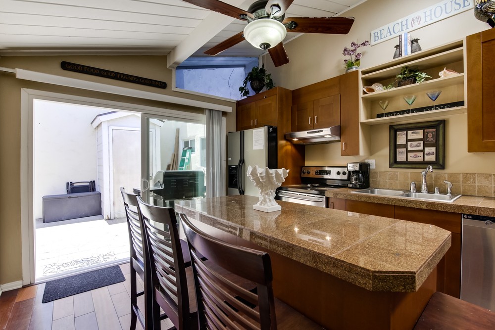 Virtual tour photo 22 of 46 for 811 Cohasset Ct
