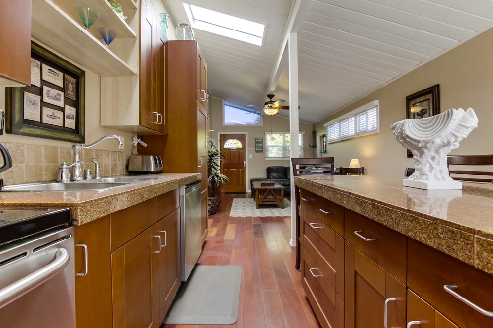 Virtual tour photo 24 of 46 for 811 Cohasset Ct