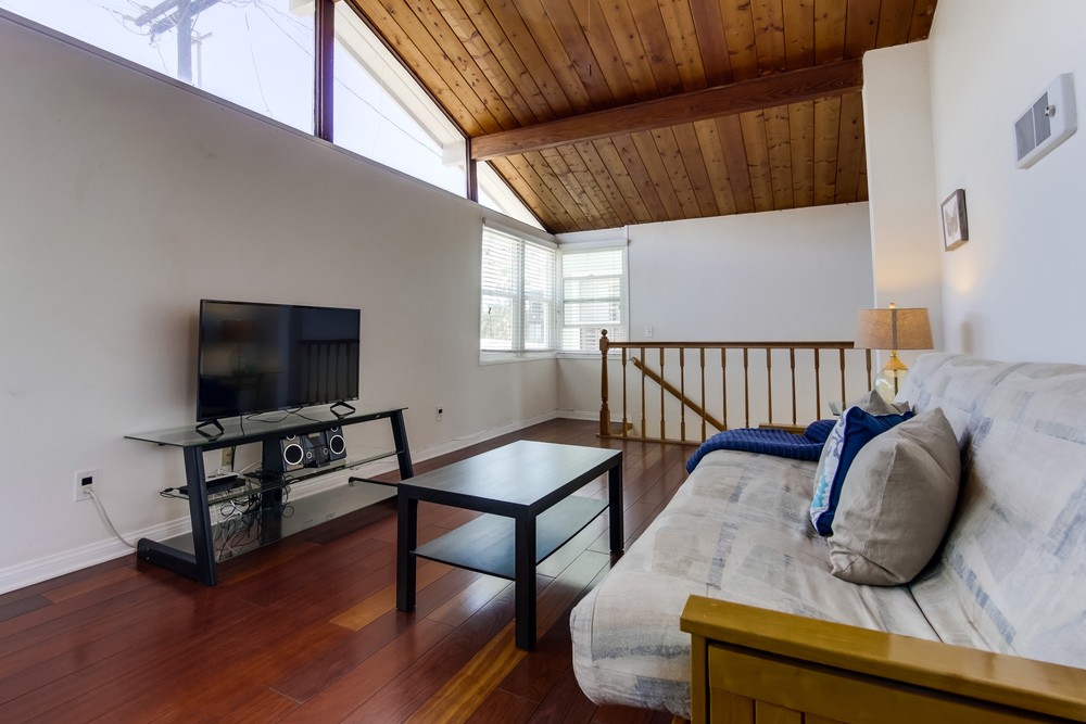 Virtual tour photo 41 of 46 for 811 Cohasset Ct