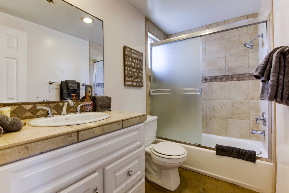 Virtual tour photo 47 of 46 for 811 Cohasset Ct