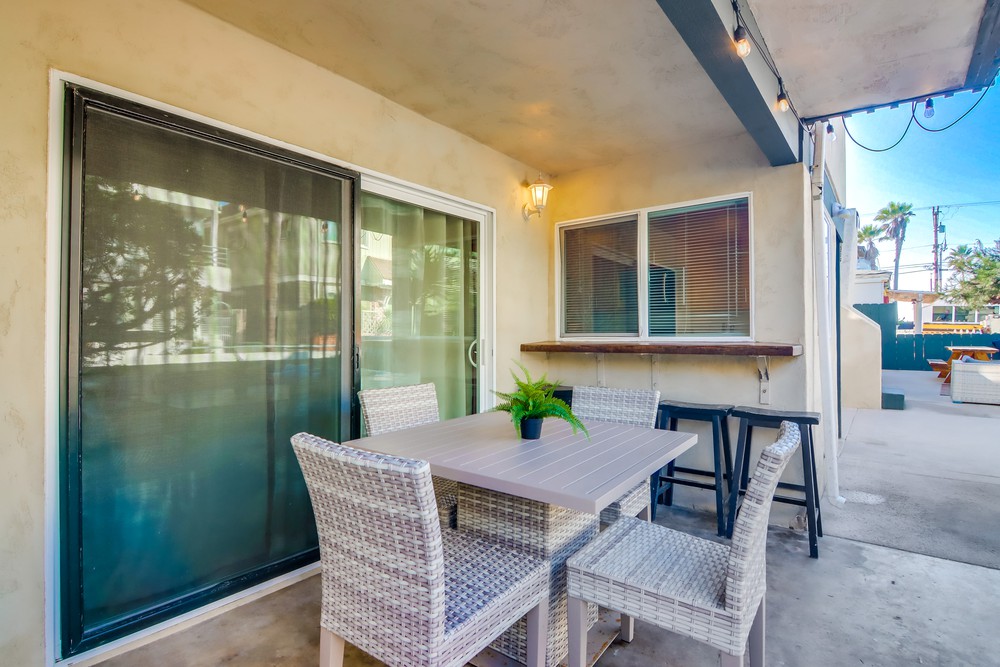 Virtual tour photo 14 of 45 for 811 Manhattan Ct