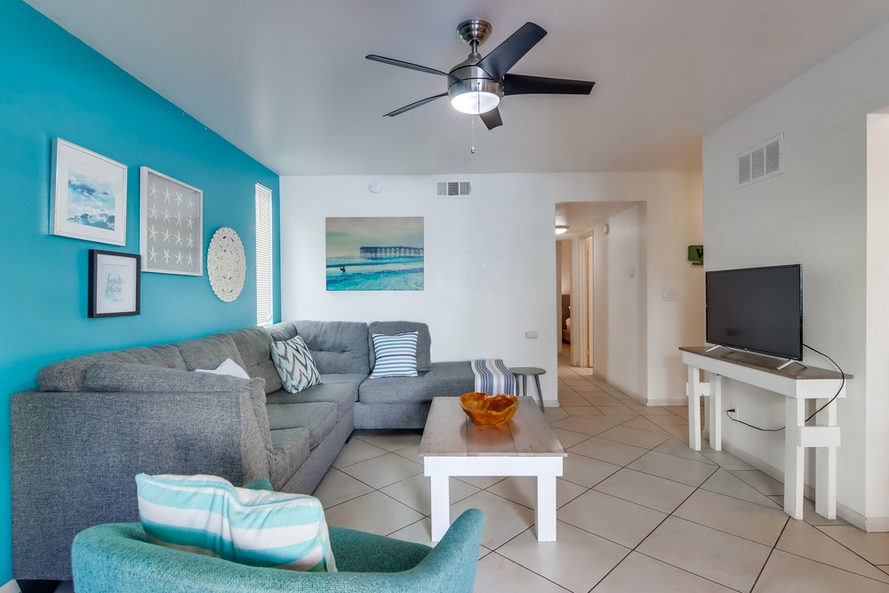Virtual tour photo 22 of 45 for 811 Manhattan Ct