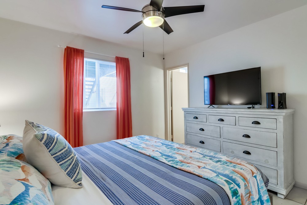 Virtual tour photo 36 of 45 for 811 Manhattan Ct