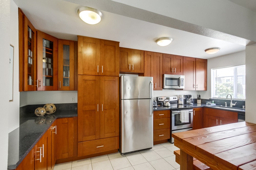 Virtual tour photo 17 of 32 for 811 Manhattan Ct