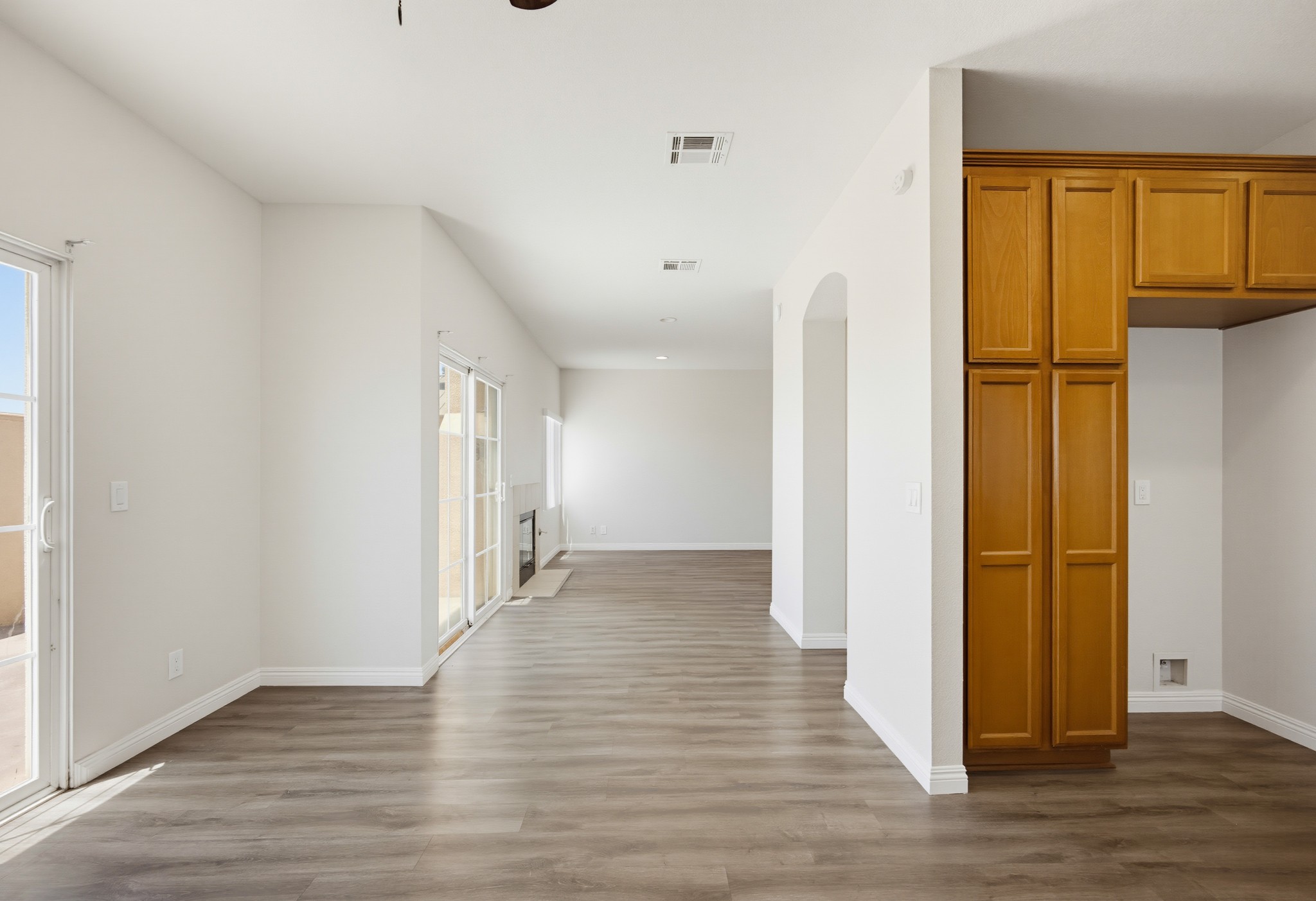 Virtual tour photo 18 of 45 for 811 N Turner Ave Unit 10