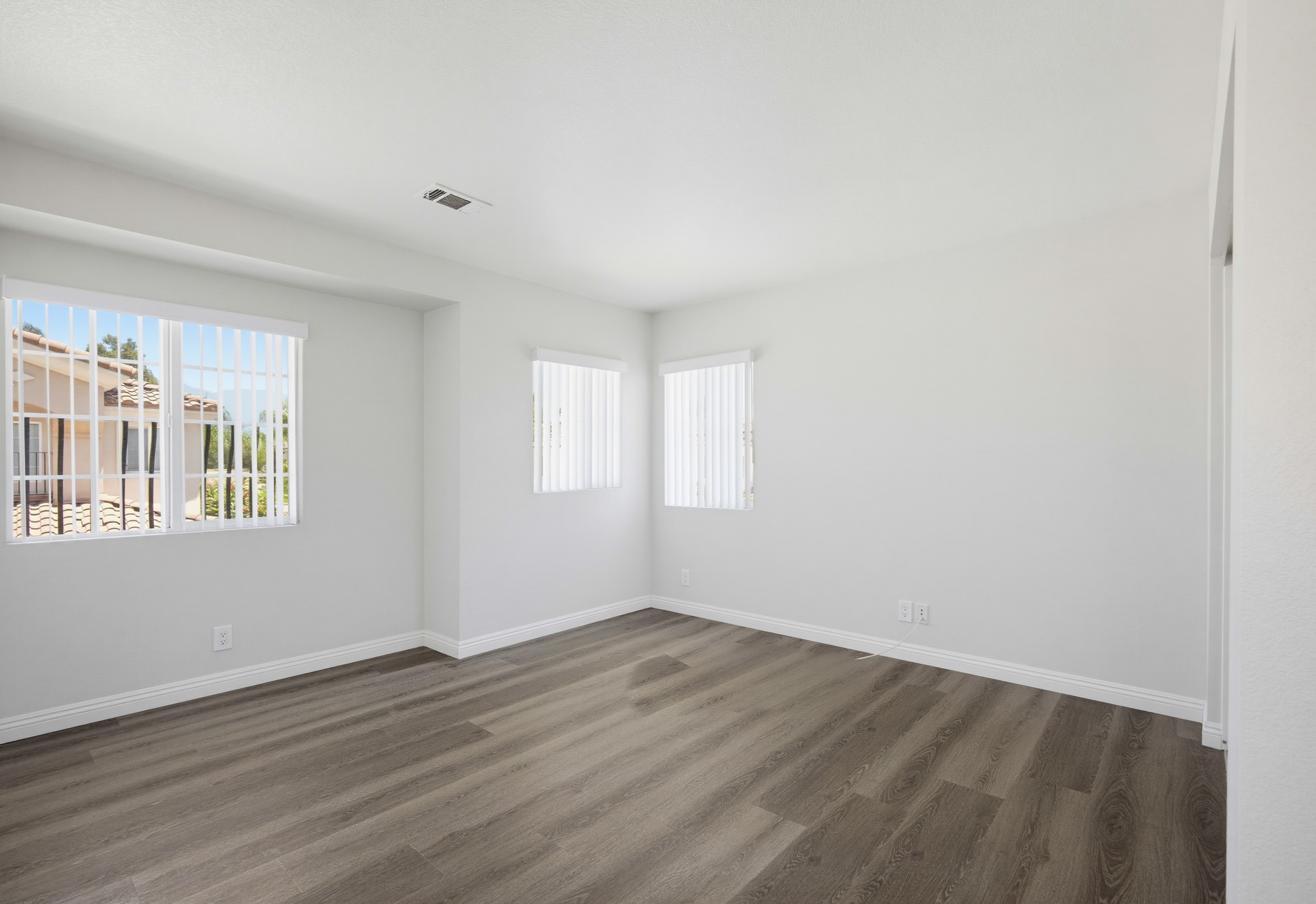 Virtual tour photo 29 of 45 for 811 N Turner Ave Unit 10