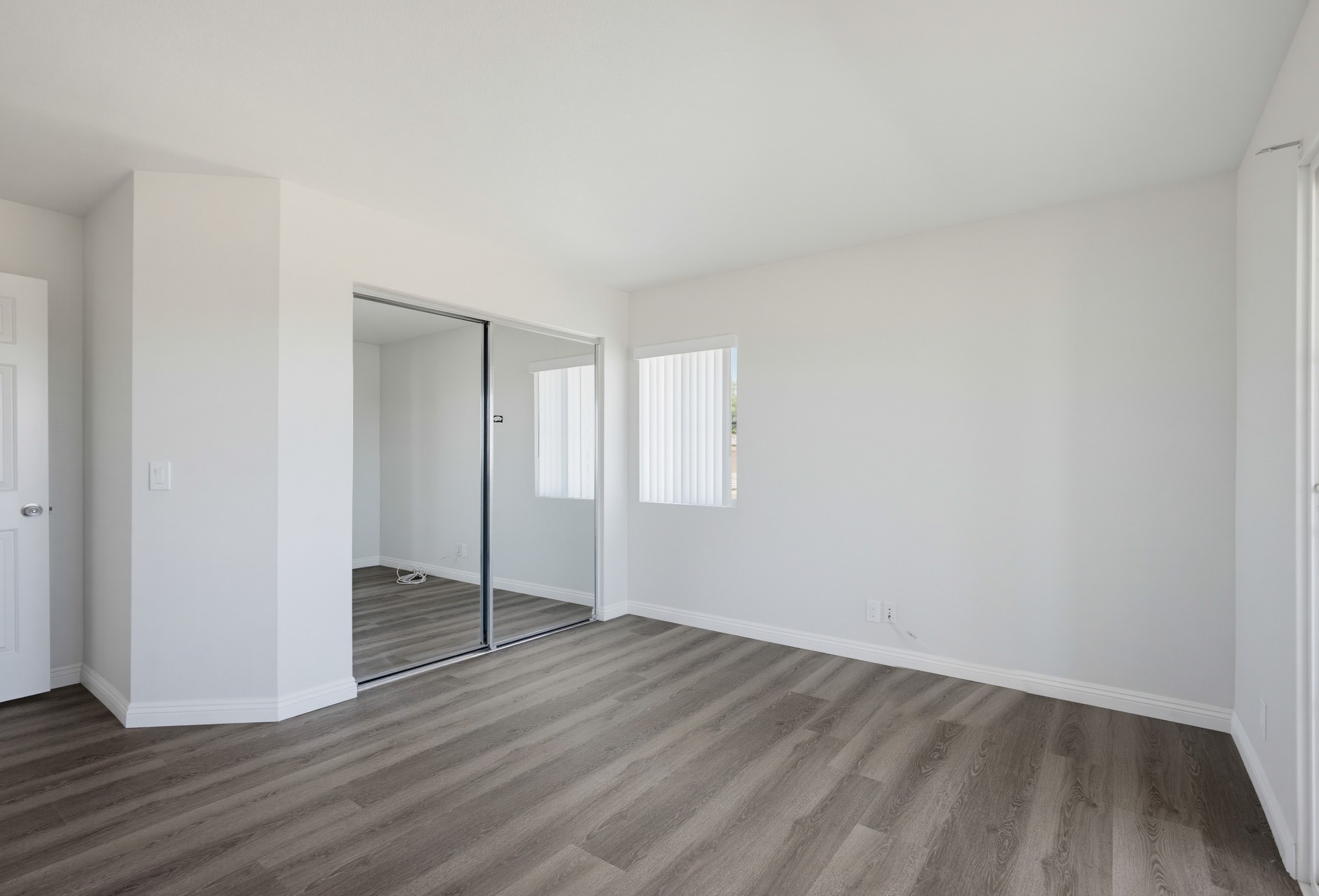 Virtual tour photo 32 of 45 for 811 N Turner Ave Unit 10