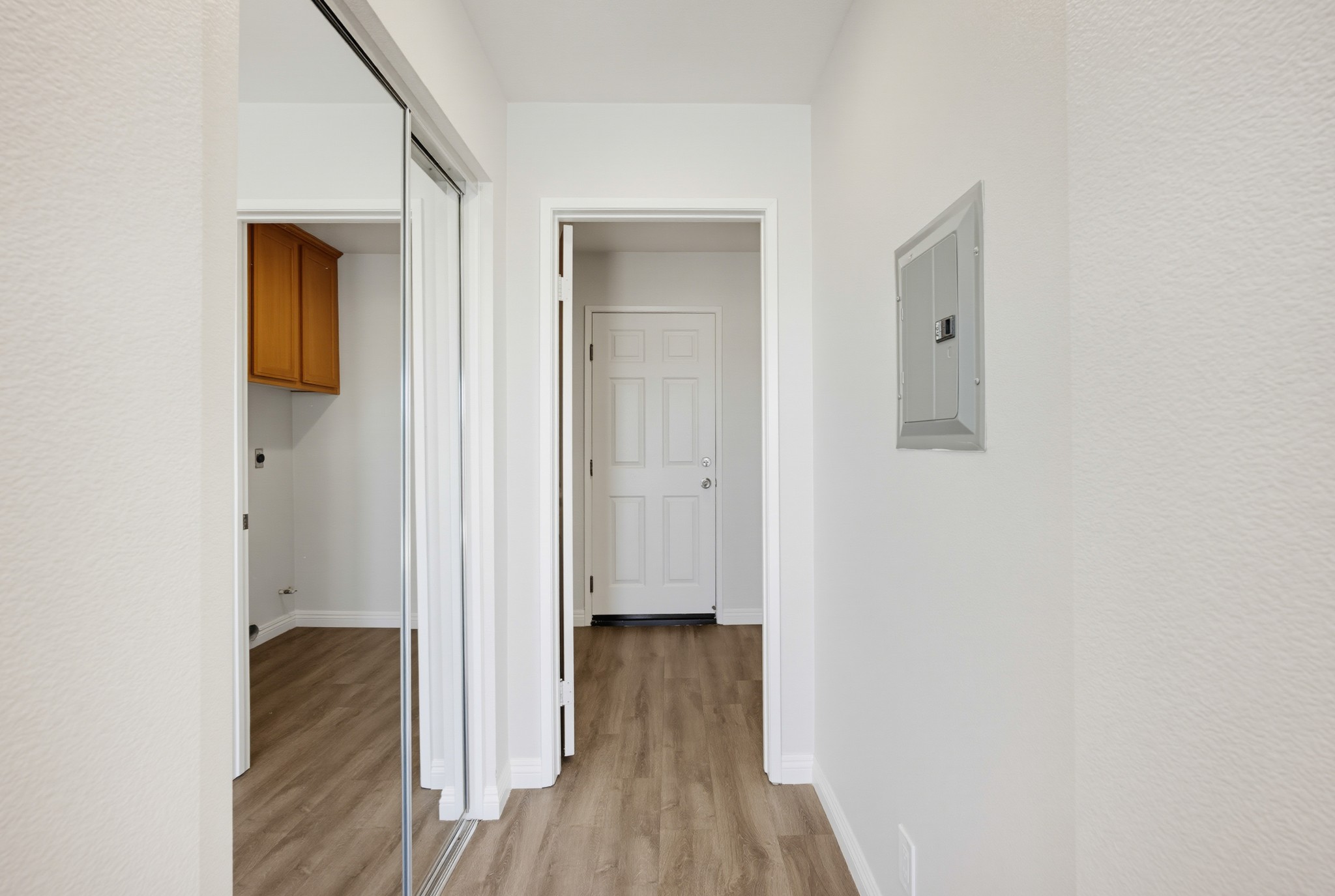 Virtual tour photo 36 of 45 for 811 N Turner Ave Unit 10