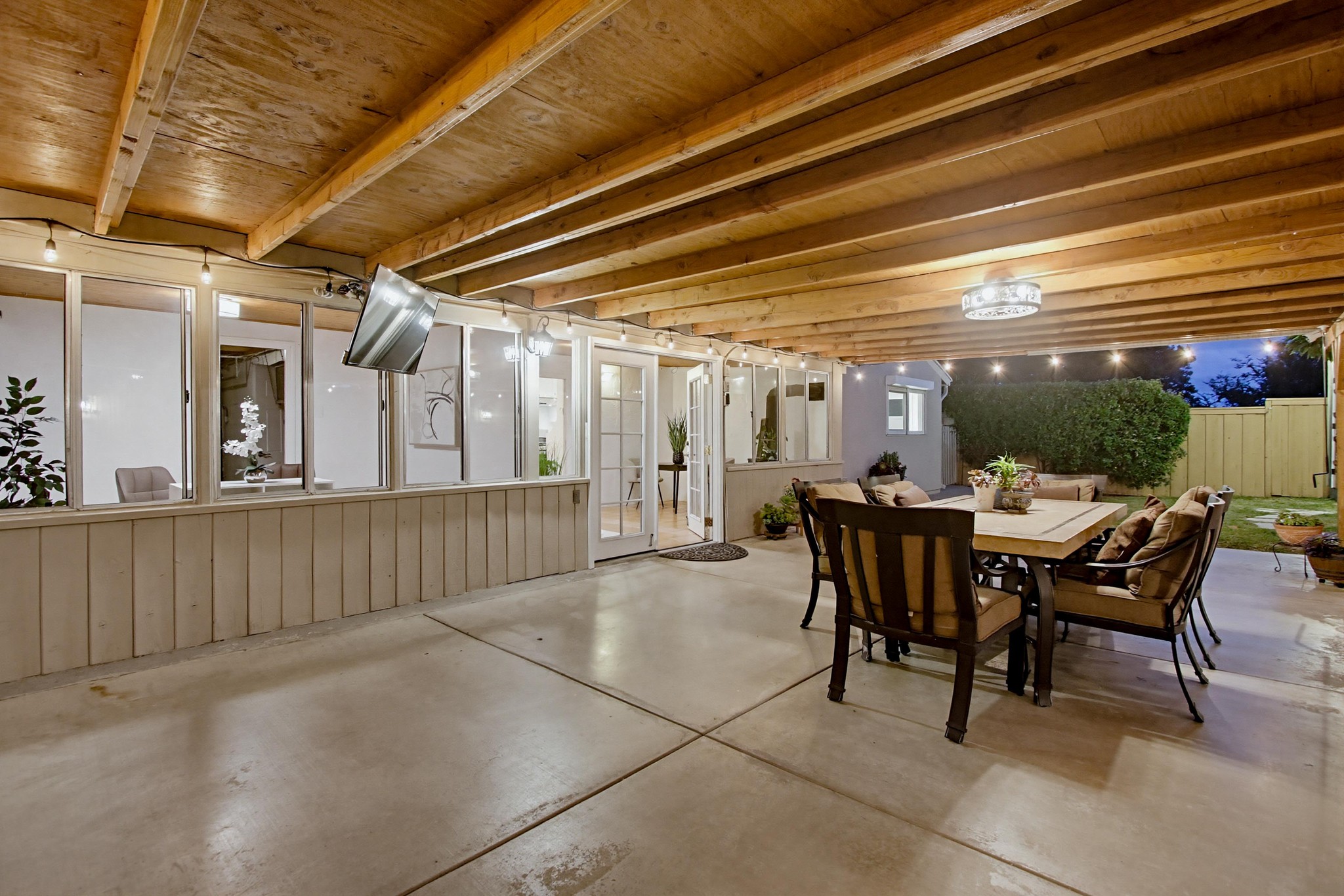 Virtual tour photo 6 of 60 for 8114 Solana St