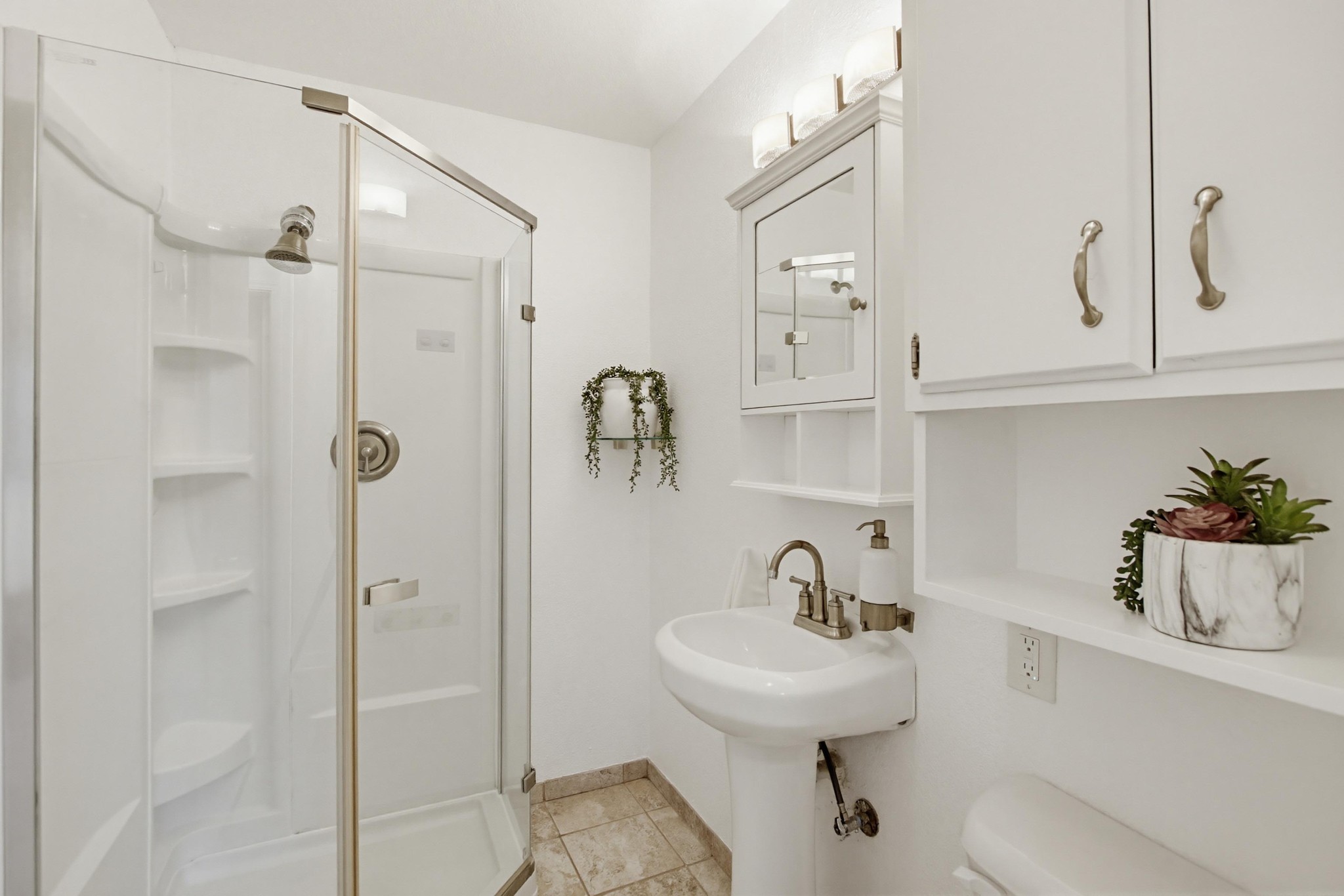 Virtual tour photo 32 of 60 for 8114 Solana St