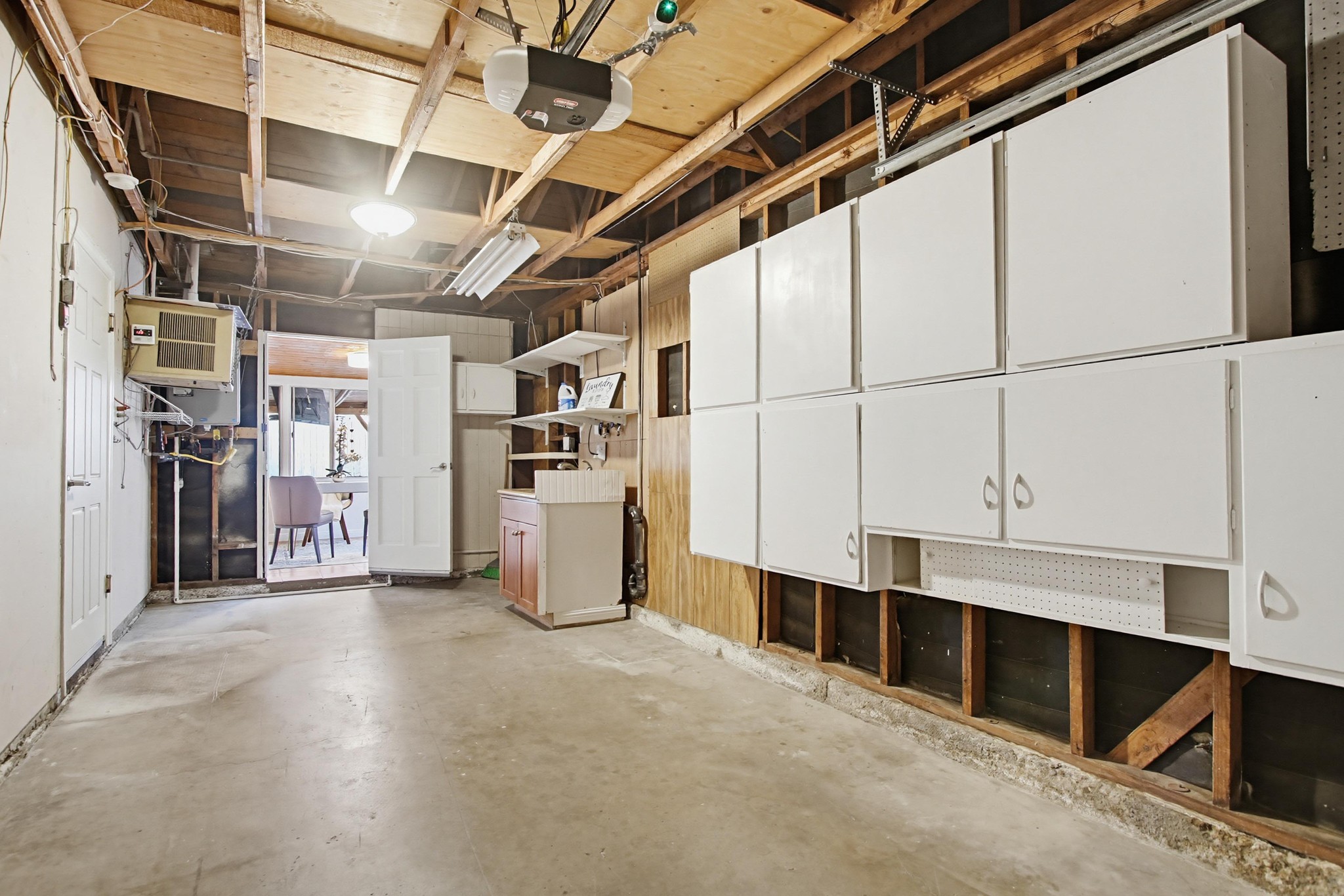 Virtual tour photo 43 of 60 for 8114 Solana St