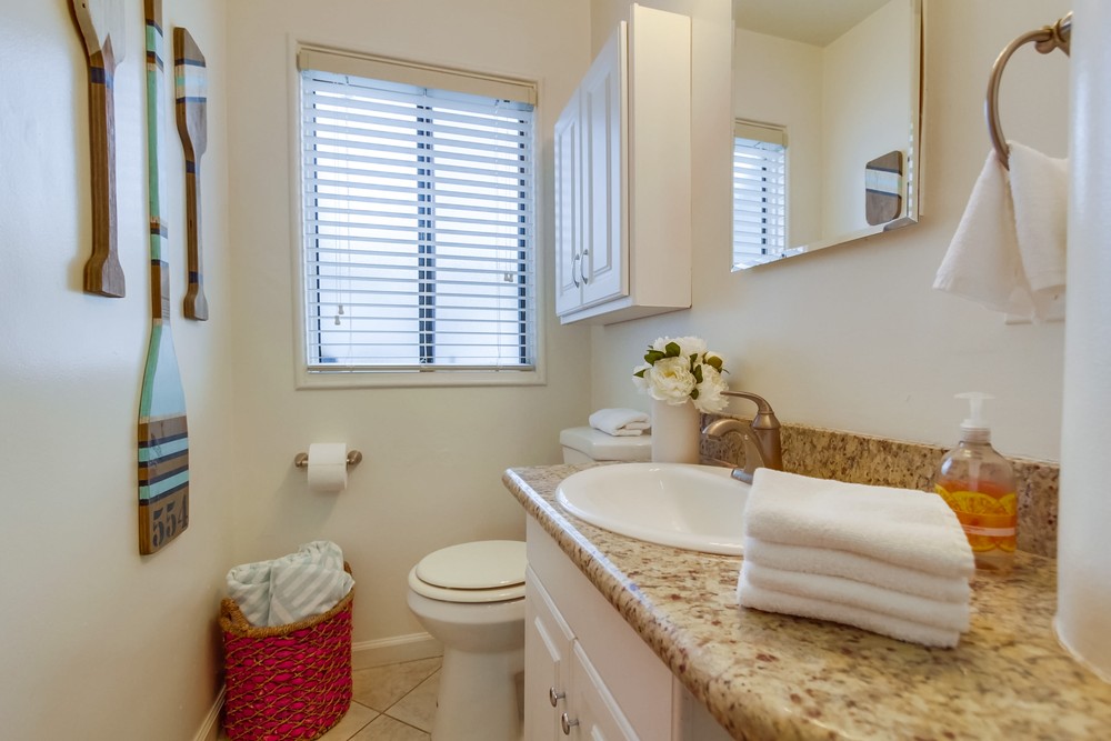 Virtual tour photo 23 of 51 for 812 Aspin Ct