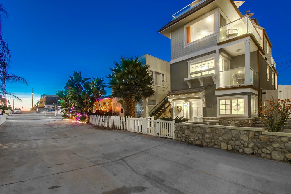 Virtual tour photo 5 of 148 for 812 San Rafael Pl
