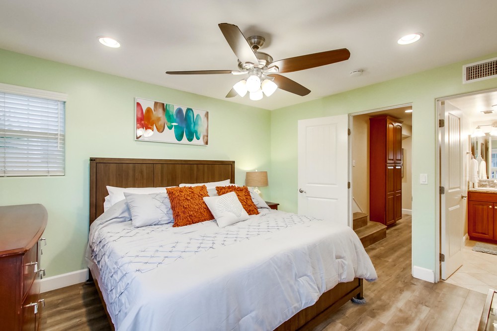 Virtual tour photo 33 of 148 for 812 San Rafael Pl