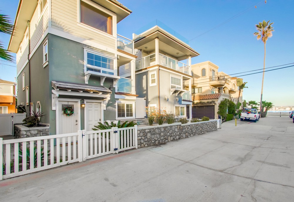 Virtual tour photo 53 of 148 for 812 San Rafael Pl