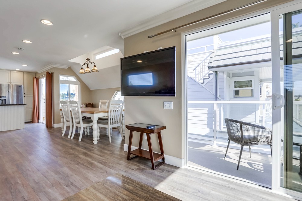 Virtual tour photo 89 of 148 for 812 San Rafael Pl