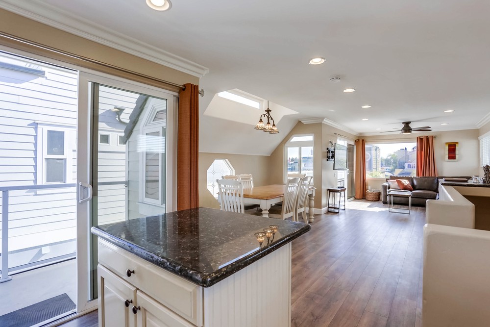Virtual tour photo 93 of 148 for 812 San Rafael Pl
