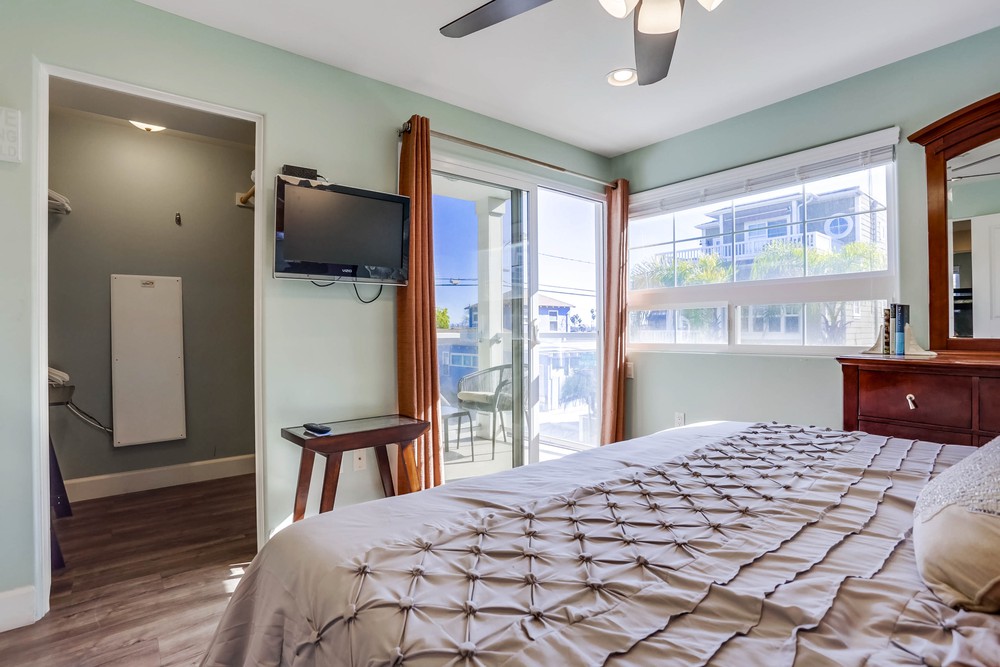 Virtual tour photo 98 of 148 for 812 San Rafael Pl