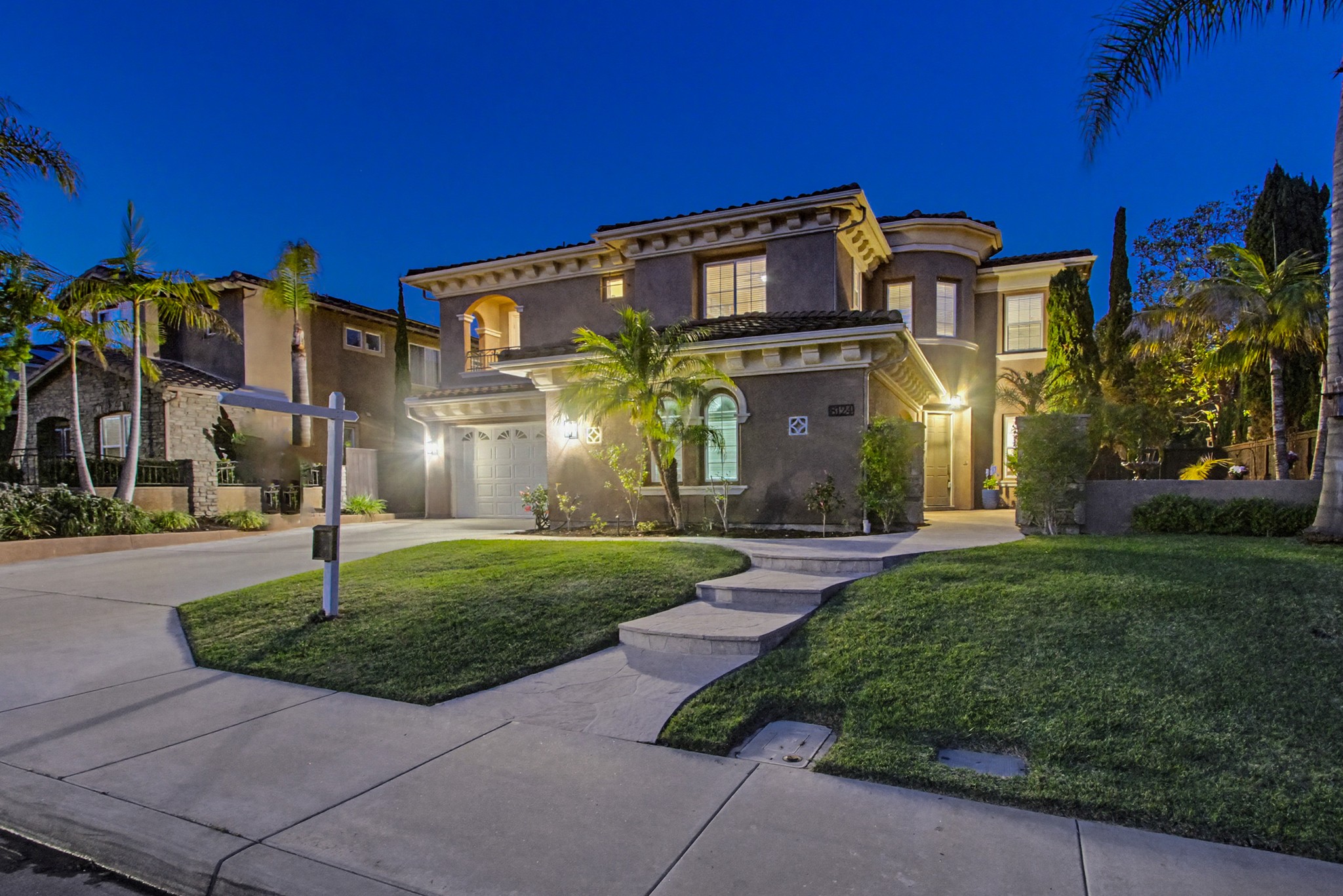 Virtual tour photo 4 of 87 for 8124 Calle Catalonia