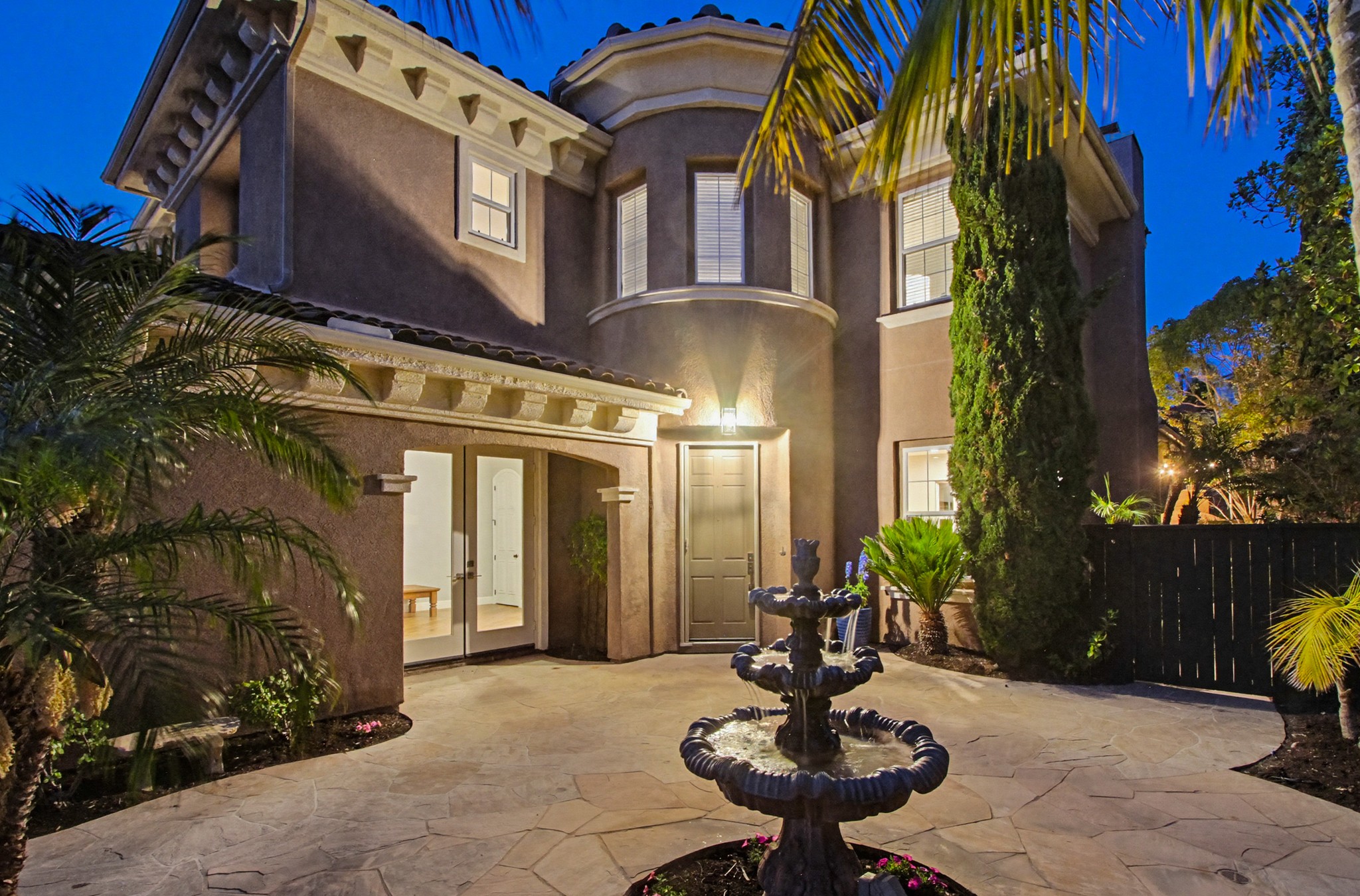 Virtual tour photo 6 of 87 for 8124 Calle Catalonia