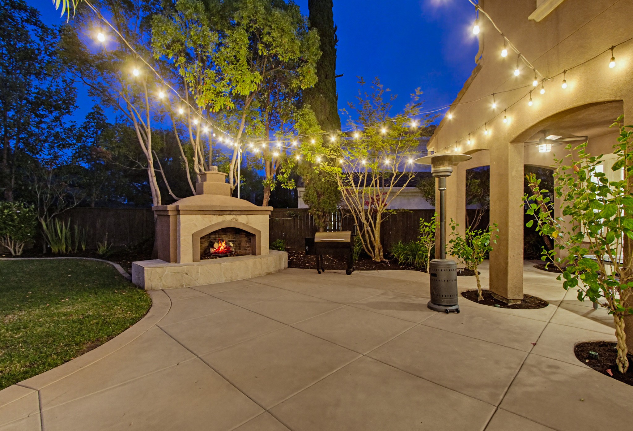Virtual tour photo 10 of 87 for 8124 Calle Catalonia