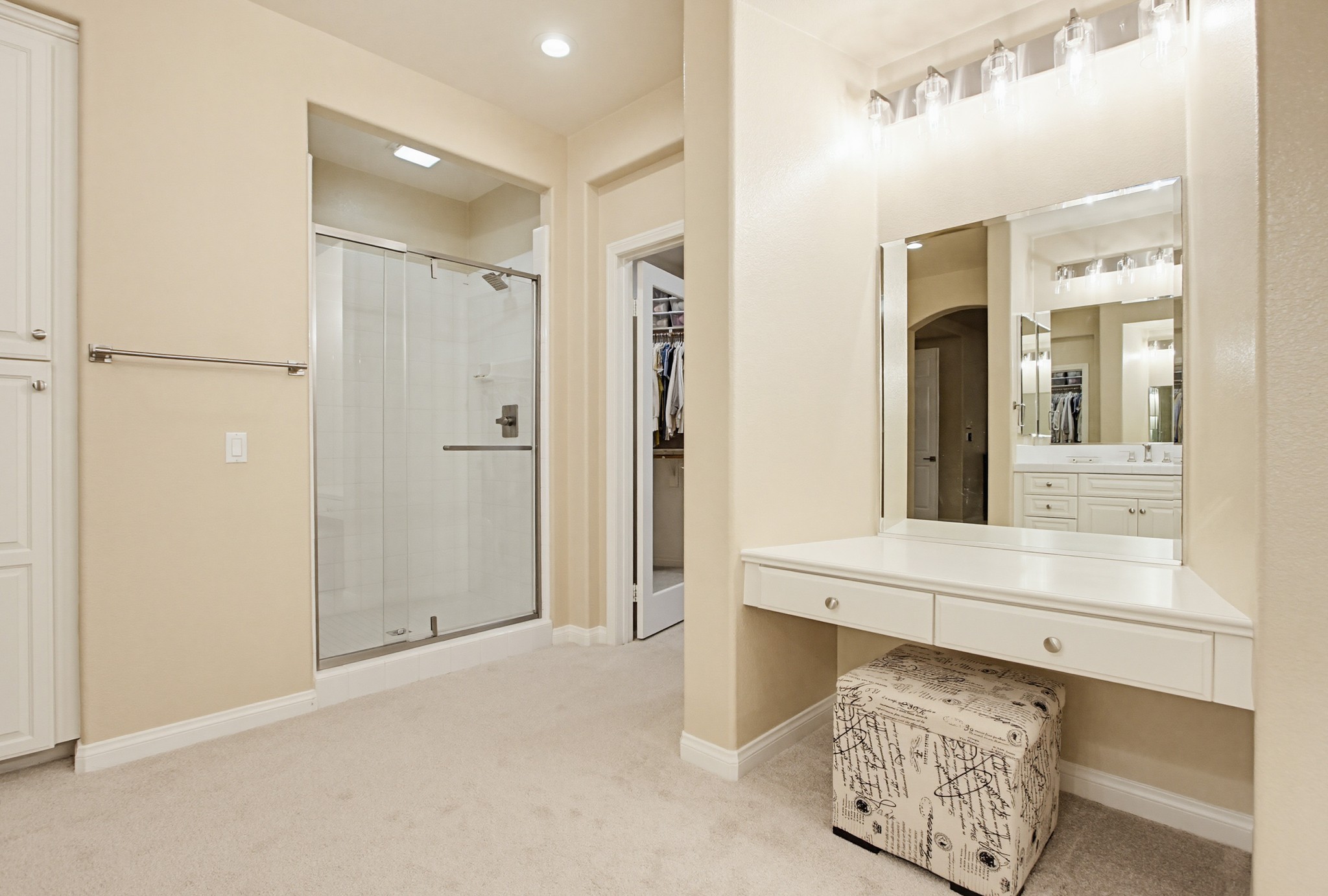 Virtual tour photo 54 of 87 for 8124 Calle Catalonia