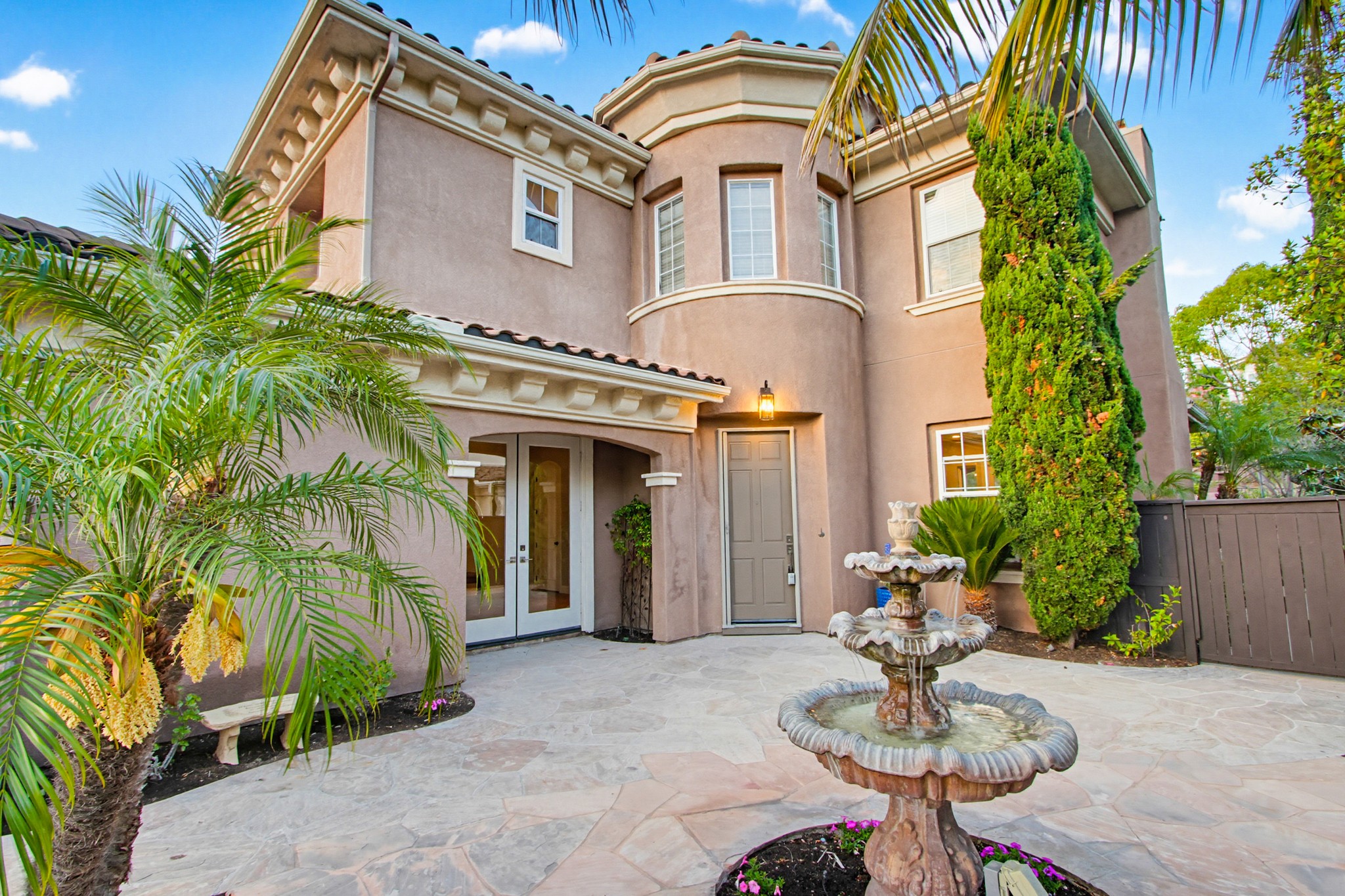 Virtual tour photo 78 of 87 for 8124 Calle Catalonia