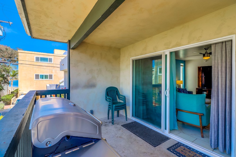 Virtual tour photo 23 of 44 for 813 Manhattan Ct