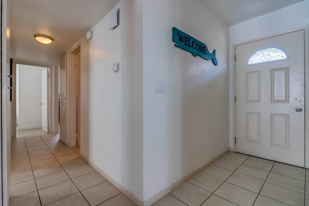 Virtual tour photo 28 of 44 for 813 Manhattan Ct