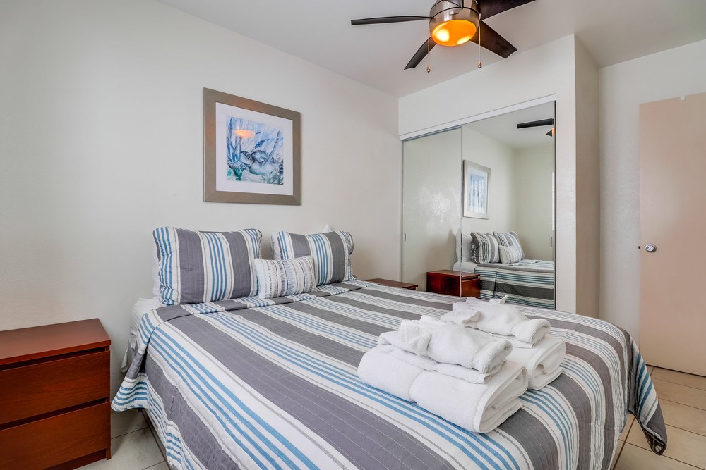 Virtual tour photo 38 of 44 for 813 Manhattan Ct