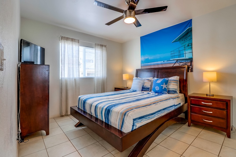 Virtual tour photo 41 of 44 for 813 Manhattan Ct