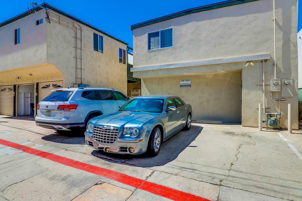Virtual tour photo 45 of 44 for 813 Manhattan Ct