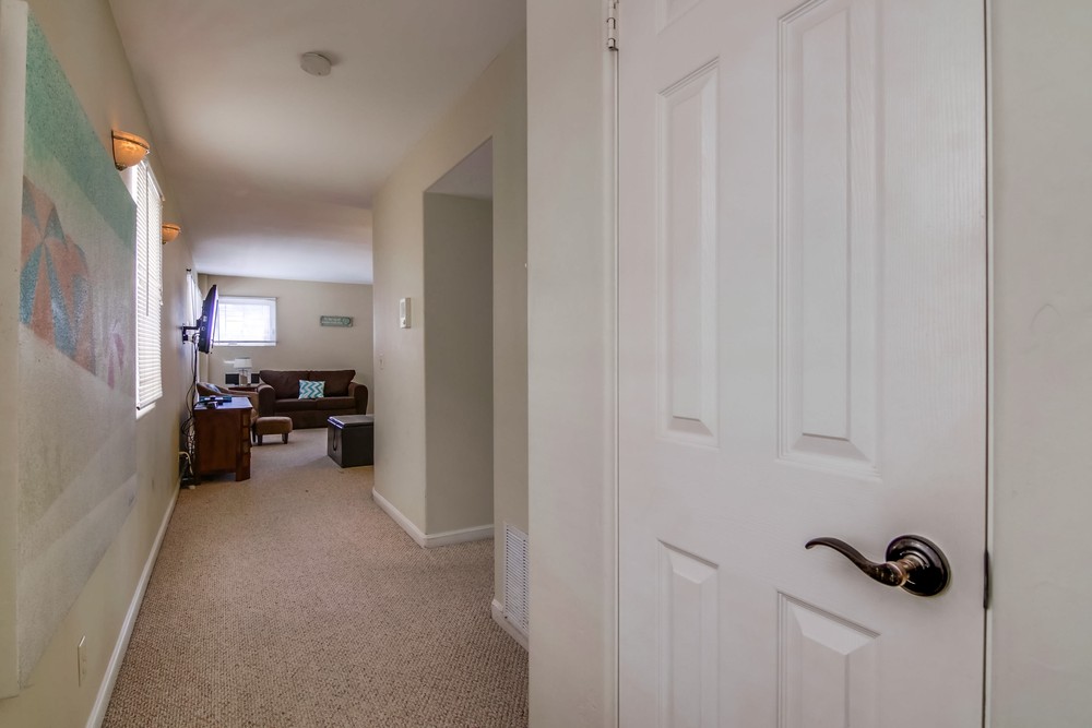 Virtual tour photo 7 of 47 for 813 Ostend Ct