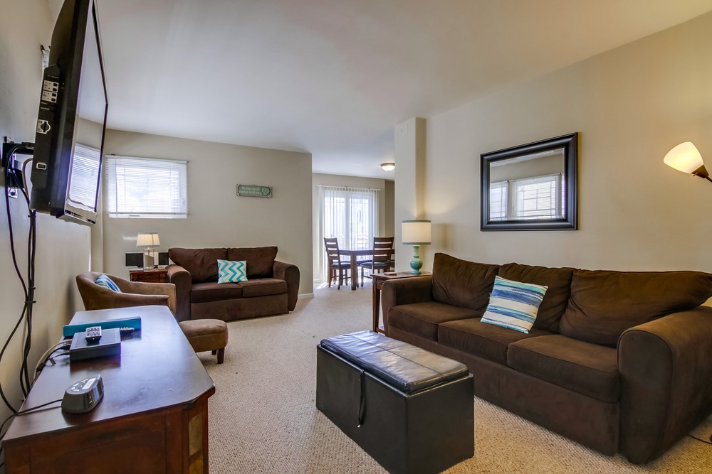 Virtual tour photo 8 of 47 for 813 Ostend Ct
