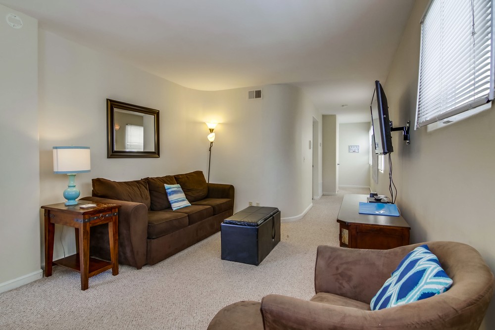 Virtual tour photo 10 of 47 for 813 Ostend Ct
