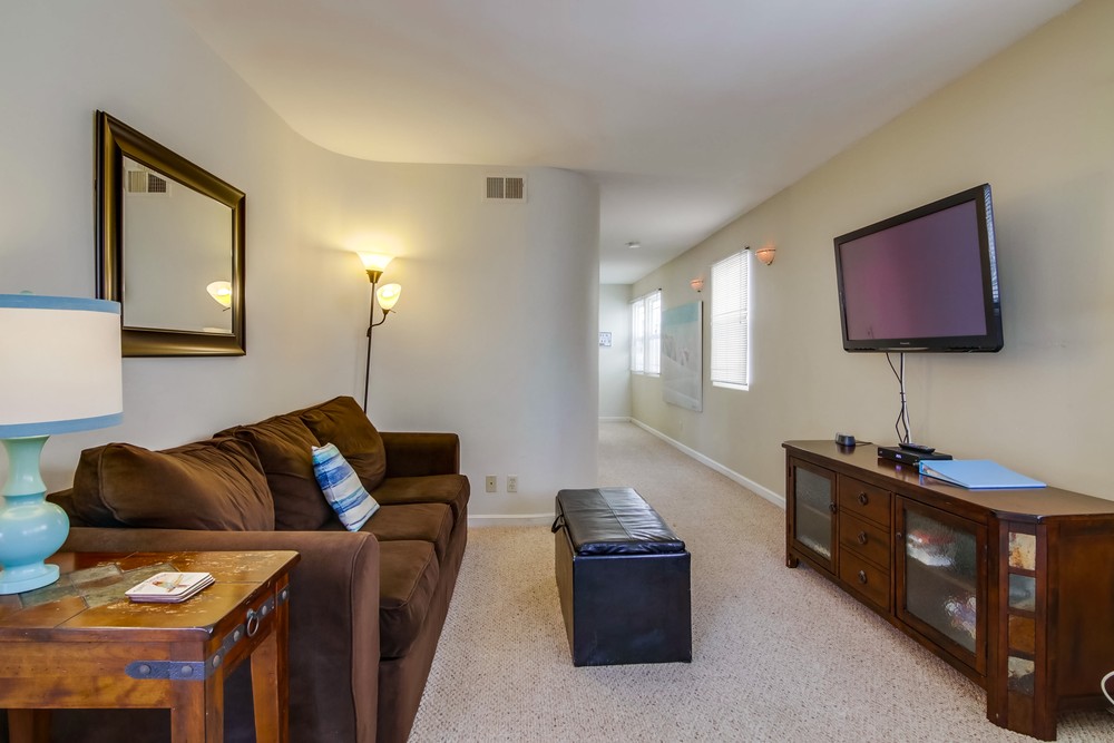 Virtual tour photo 12 of 47 for 813 Ostend Ct