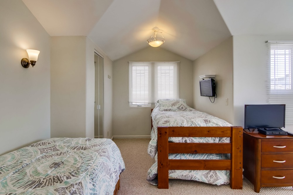 Virtual tour photo 24 of 47 for 813 Ostend Ct