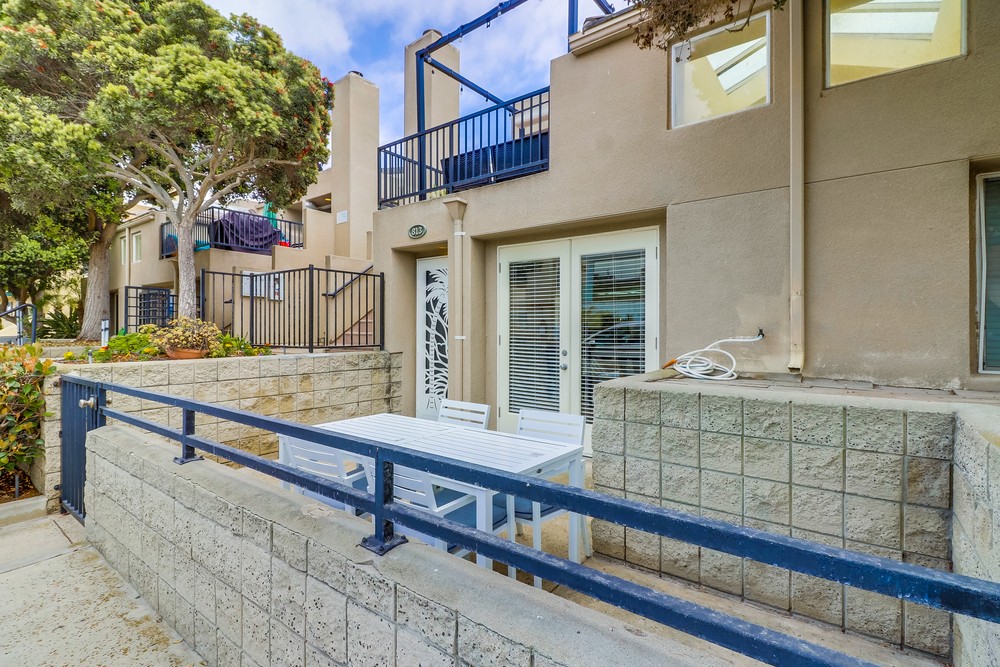 Virtual tour photo 4 of 29 for 813 San Gabriel Pl
