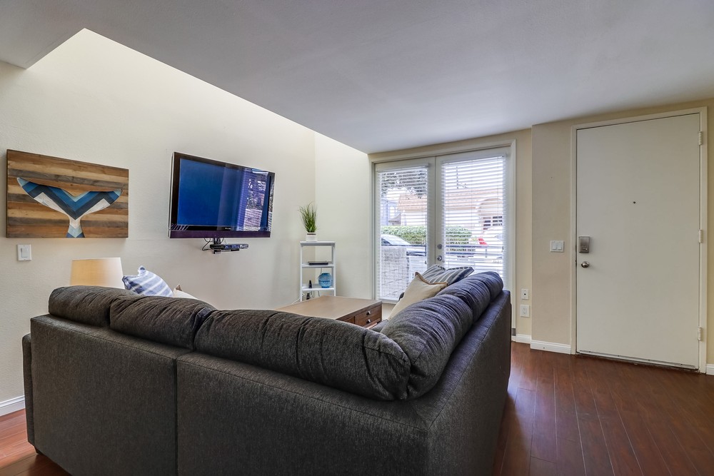 Virtual tour photo 6 of 29 for 813 San Gabriel Pl