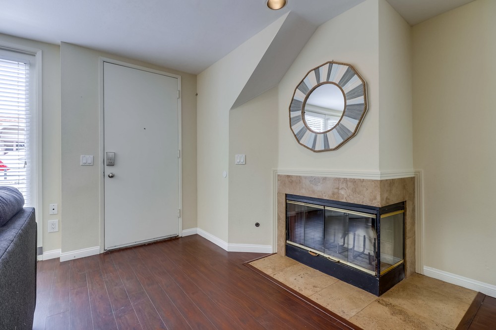 Virtual tour photo 10 of 29 for 813 San Gabriel Pl