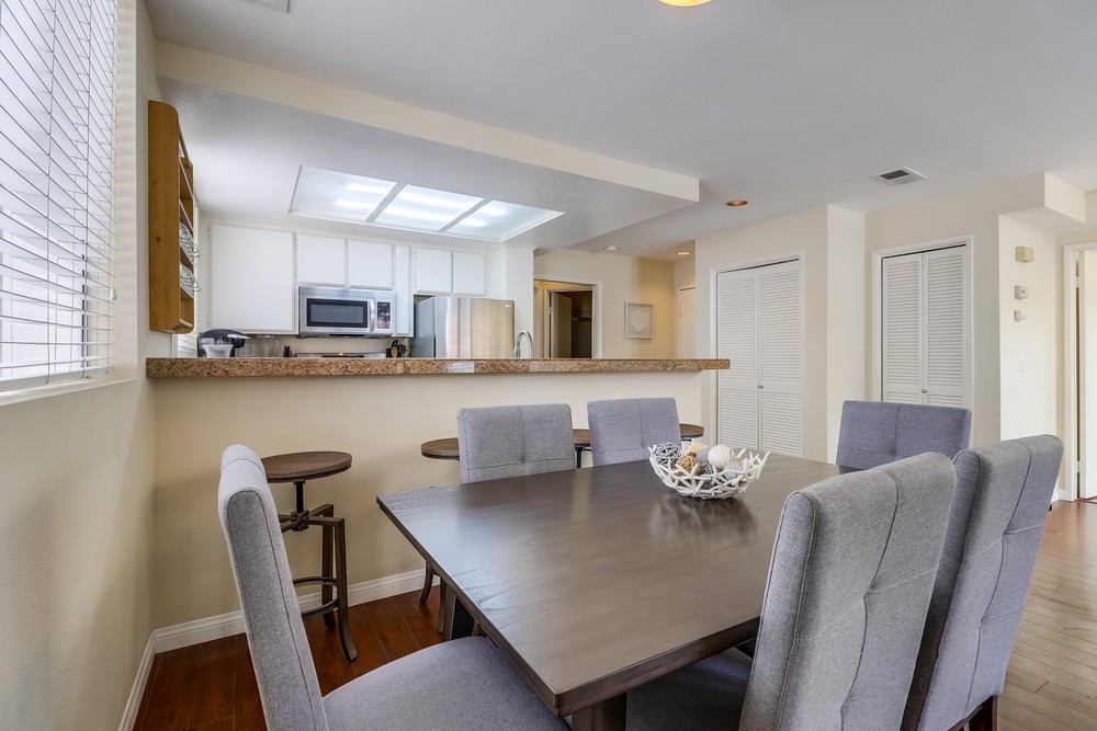 Virtual tour photo 13 of 29 for 813 San Gabriel Pl