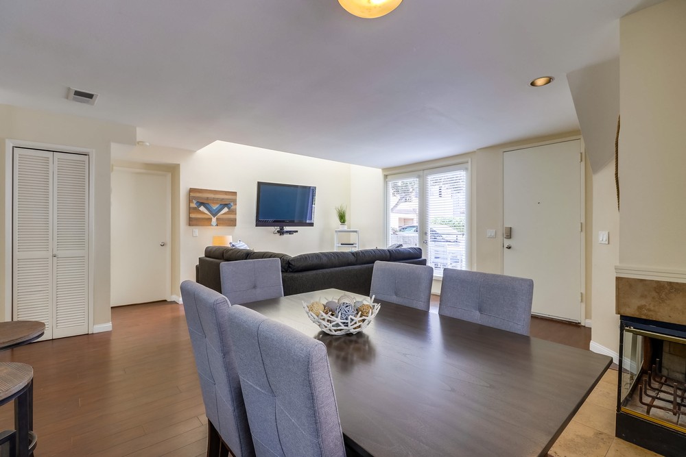 Virtual tour photo 14 of 29 for 813 San Gabriel Pl