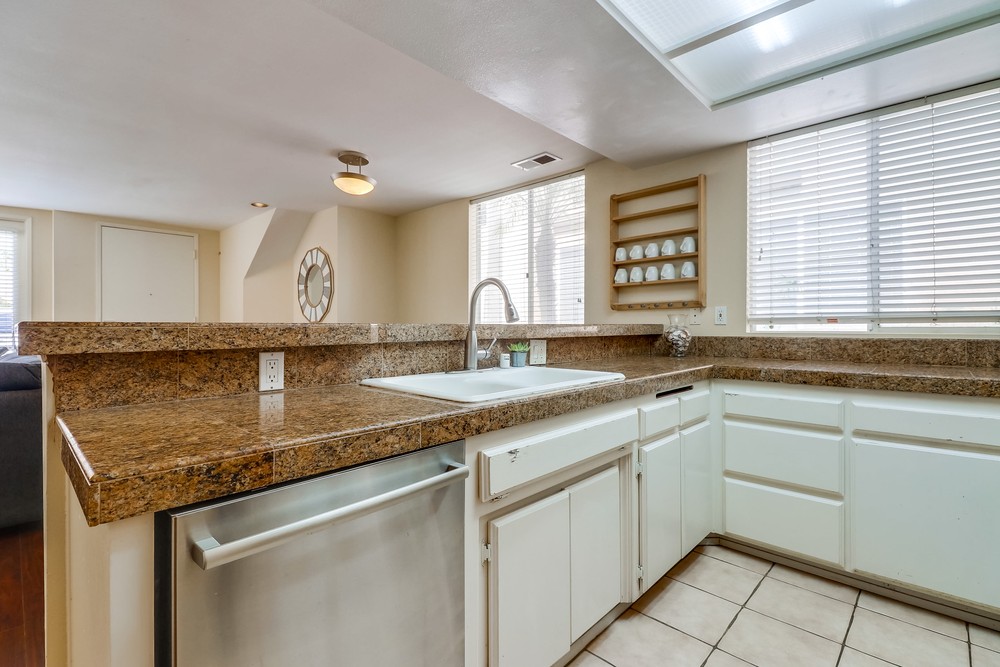 Virtual tour photo 17 of 29 for 813 San Gabriel Pl
