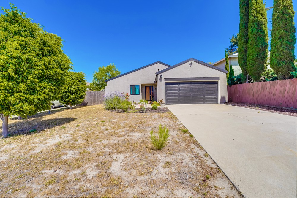 Virtual tour photo 1 of 56 for 8137 Thistle Ct