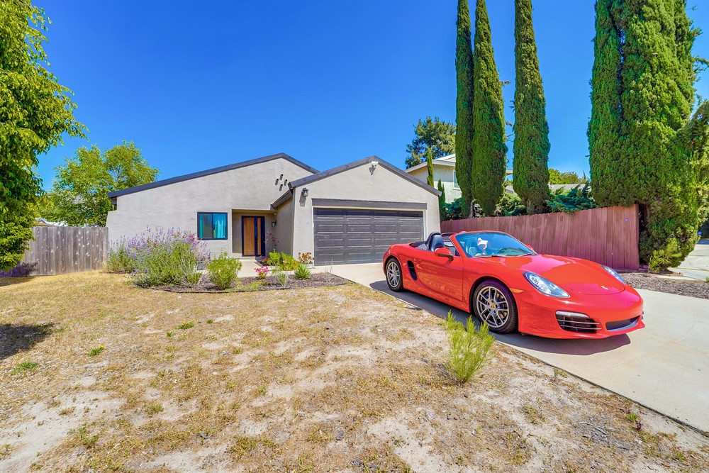 Virtual tour photo 3 of 56 for 8137 Thistle Ct