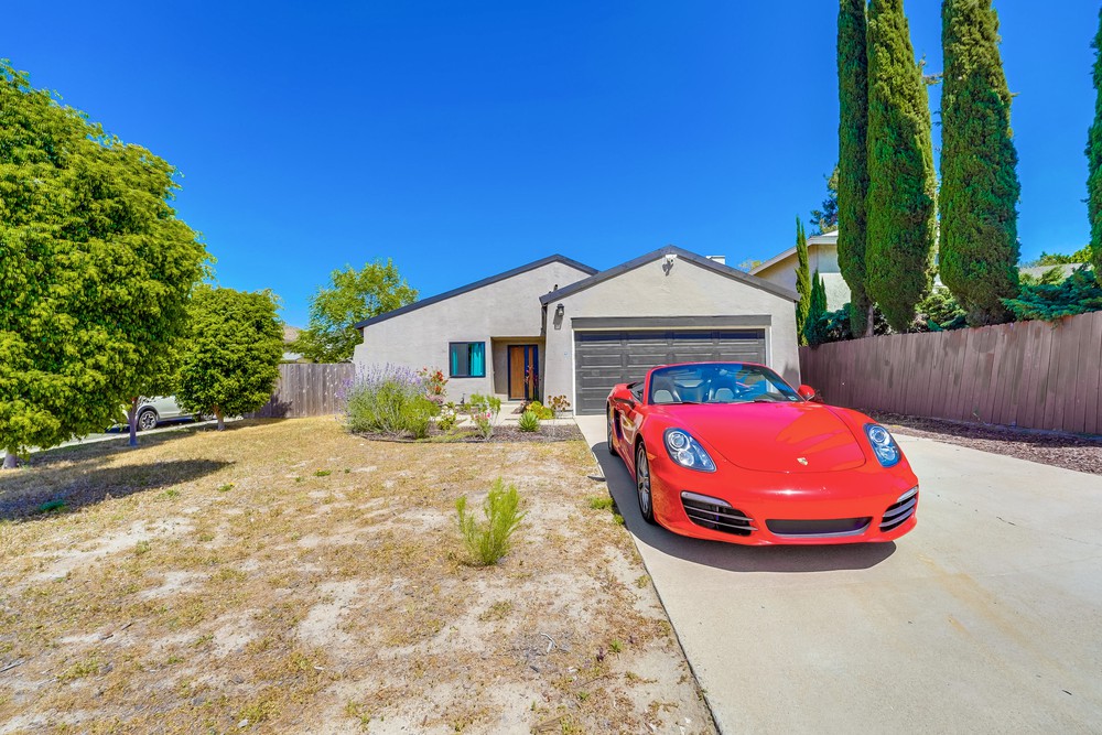 Virtual tour photo 5 of 56 for 8137 Thistle Ct
