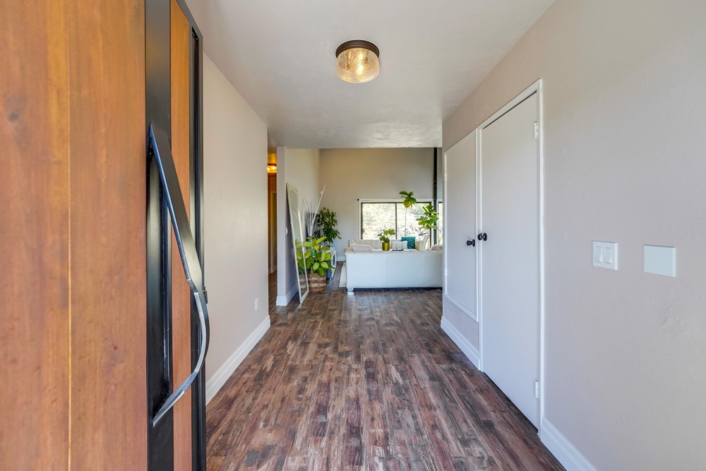 Virtual tour photo 9 of 56 for 8137 Thistle Ct