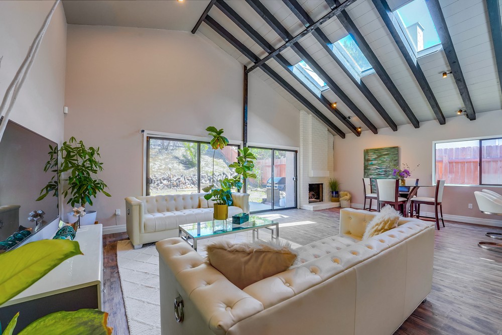 Virtual tour photo 13 of 56 for 8137 Thistle Ct