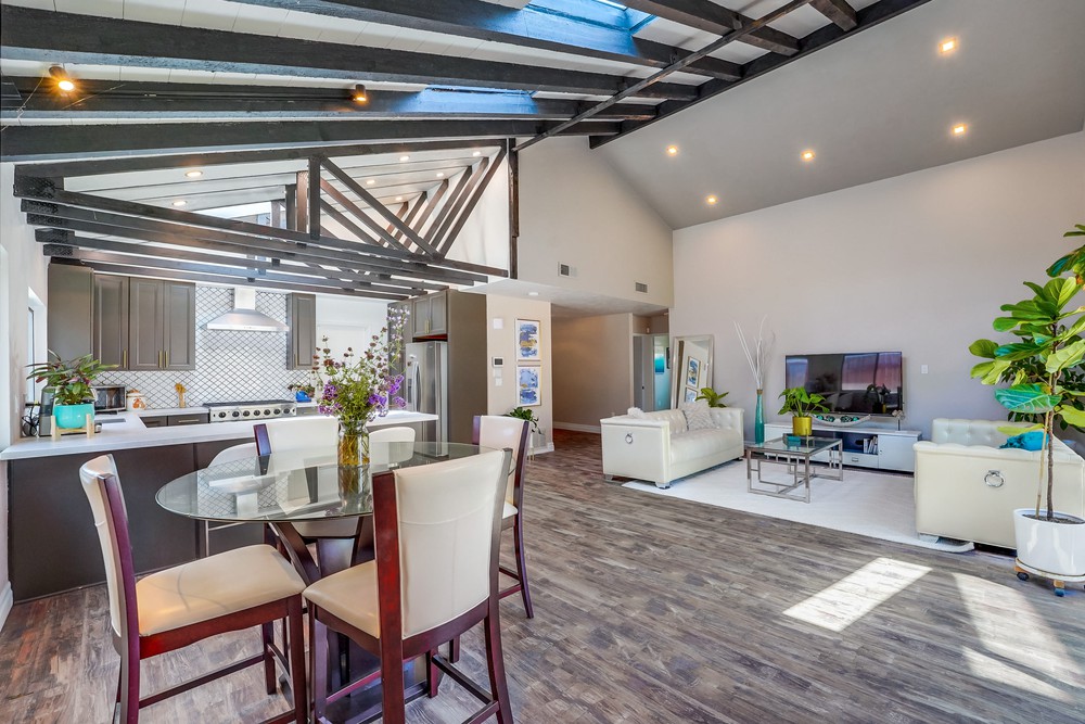 Virtual tour photo 26 of 56 for 8137 Thistle Ct