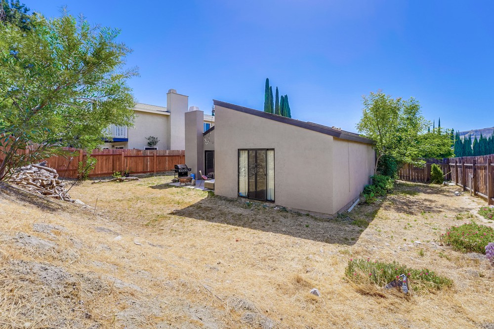 Virtual tour photo 51 of 56 for 8137 Thistle Ct